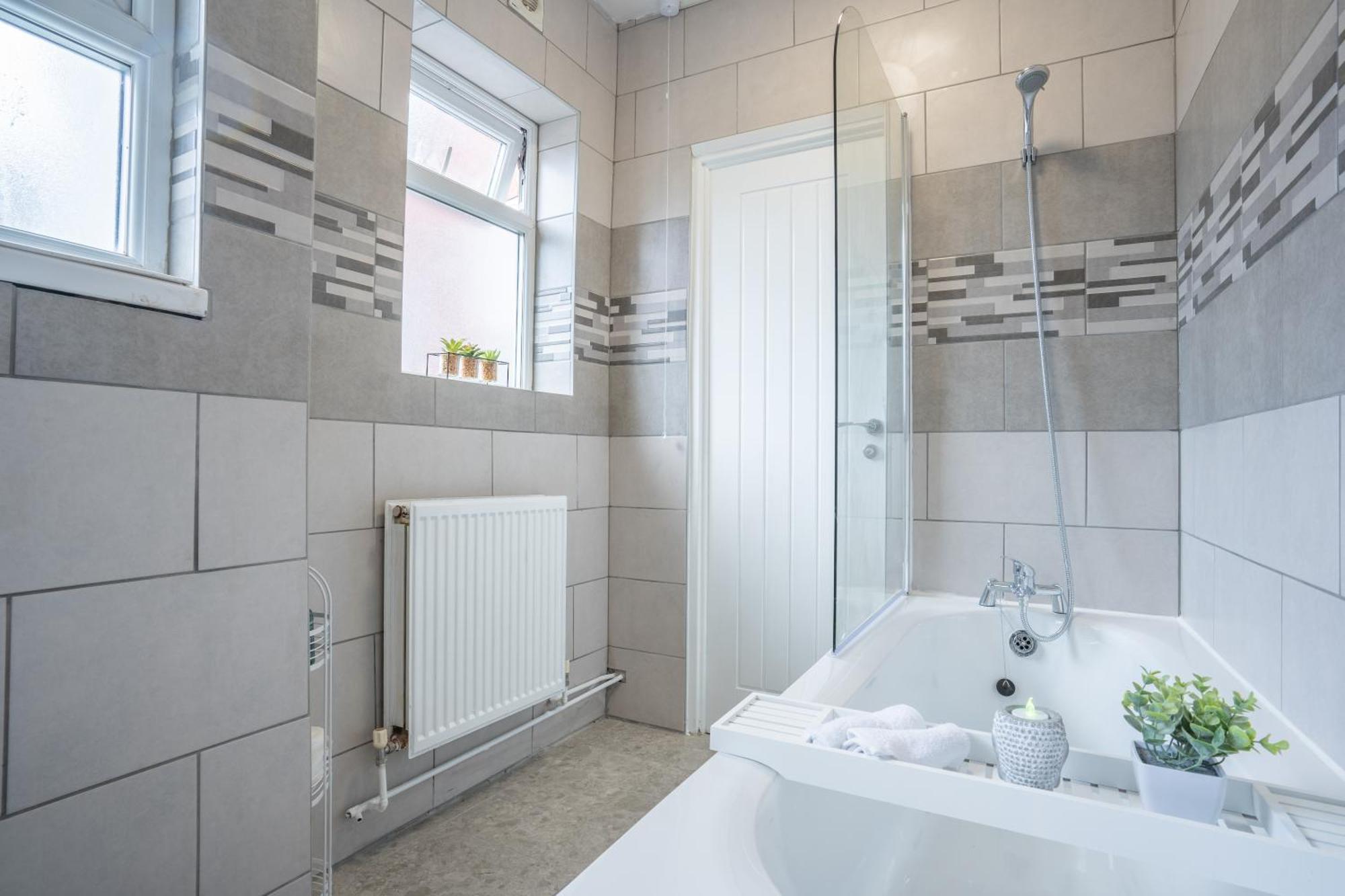 Stayzed E - Ng7 Free Wifi, Parking, Stylish House Near City Centre - Great For Tourists, Families, Contractors & Long Stays Ноттингем Экстерьер фото